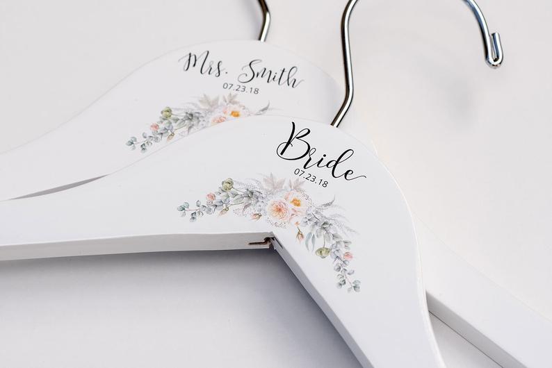 Custom Wedding Hangers - White Wooden Hangers